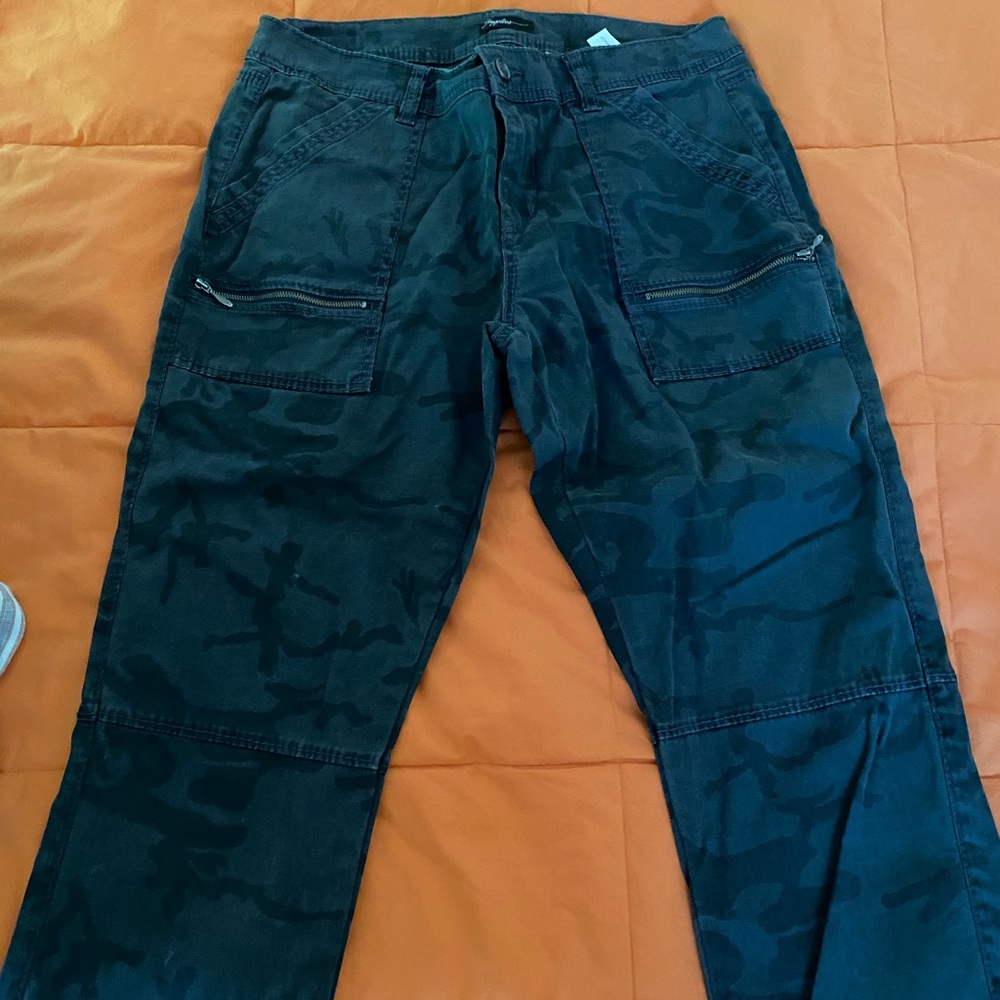 cargo pants